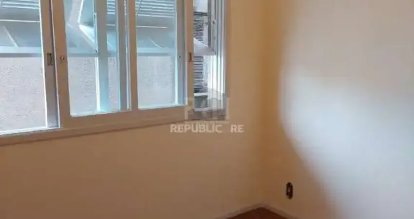 Apartamento para Venda, 2 dormitórios, Centro Histórico