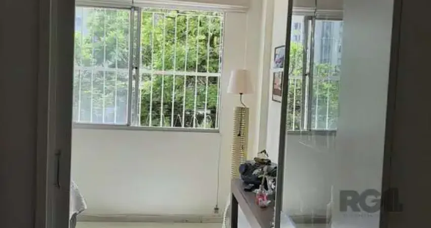 Apartamento com 49 m² e 2 dormitórios no bairro partenon para venda.