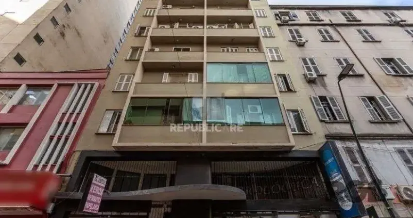 Apartamento 44m² - 1 dormitório no Centro Histórico