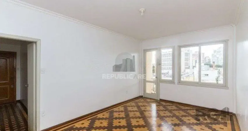 Excelente apartamento de 126m² com 3 dormitórios e sacada.