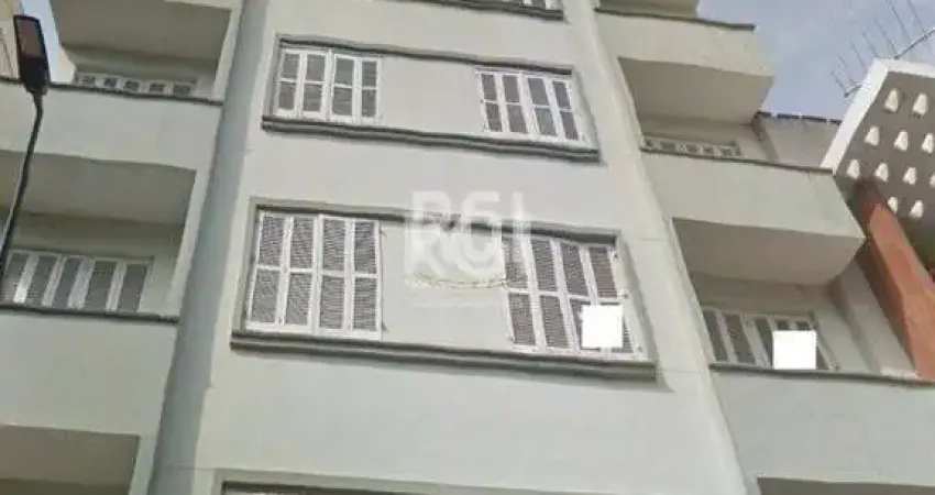 Apartamento à venda no centro histórico com 61m² e 2 dormitórios/quartos.