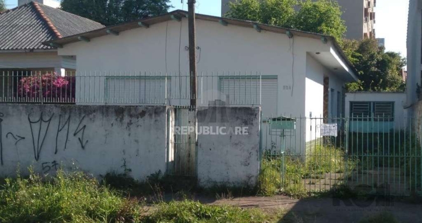 Casa 3 dormitórios, vaga de garagem, Bairro Vila Cachoeirinha