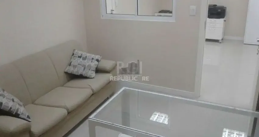 Com uma área privativa de 77.9m² e área total de 110.3m², essa sala é perfeita