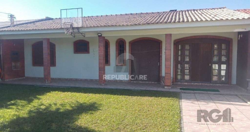 Casa 3 dormitórios à venda Zona Norte Capão da Canoa/RS