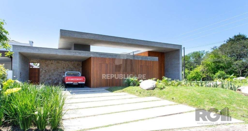A Casa Le Mans, uma residência térrea de esquina com 389,48m2 de área coberta