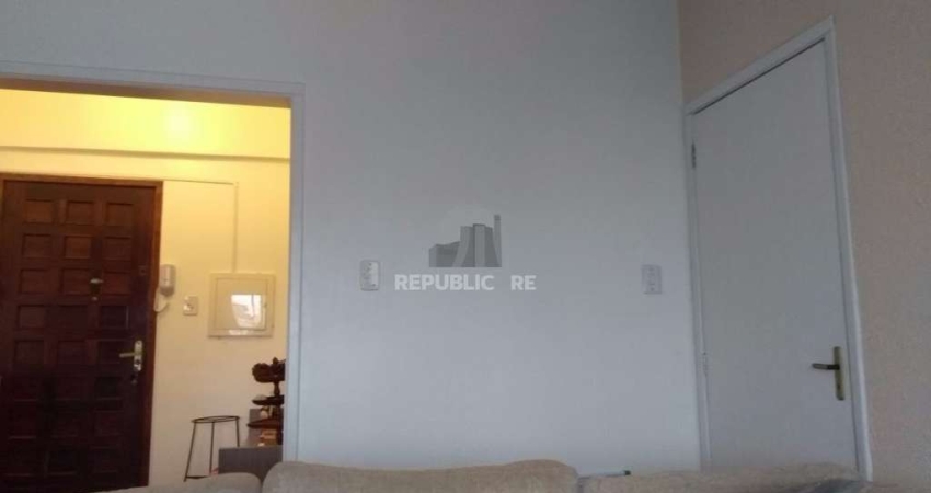 Apartamento para Venda - 84m², 3 dormitórios, sendo 1 suites, 1 vaga - Cidade Ba