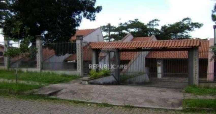 Casa para Venda - 517.69m², 4 dormitórios, sendo 4 suites, 2 vagas - Jardim Isab