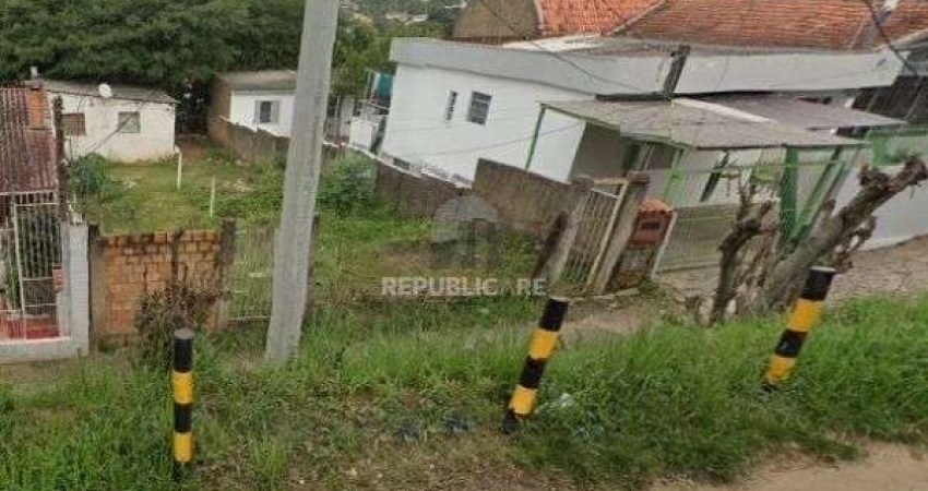 Terreno à venda na Avenida Vicente Monteggia, 1559, Cavalhada, Porto Alegre