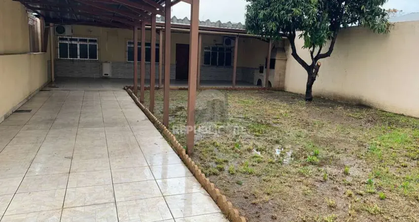 Casa para Venda - 55m², 3 dormitórios, 2 vagas - Rio Branco