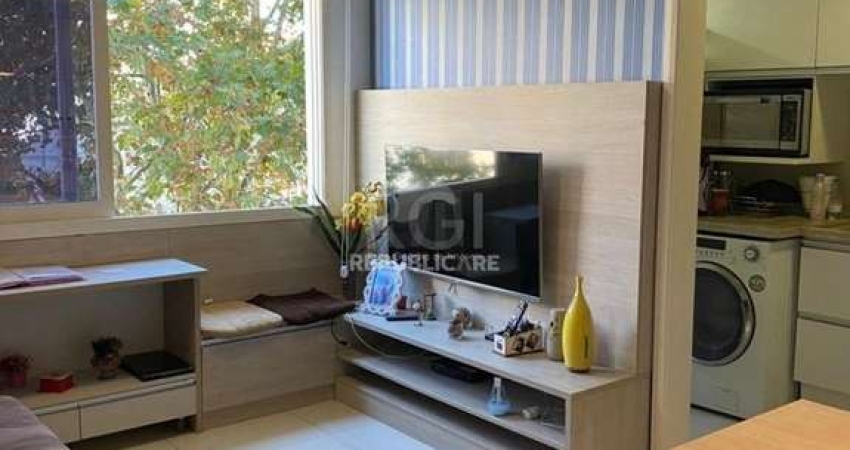 Apartamento para Venda - 43.7m², 1 dormitório, Centro