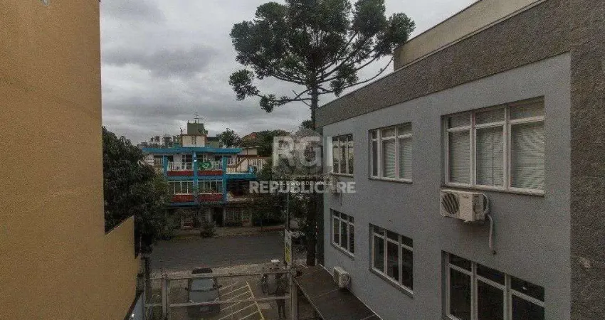 Sala Conjunto com 133.25m² com 3 vagas no Partenon !!!