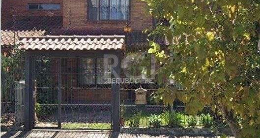 Casa para Venda - 118m², 3 dormitórios, sendo 1 suites, 2 vagas - Cristal