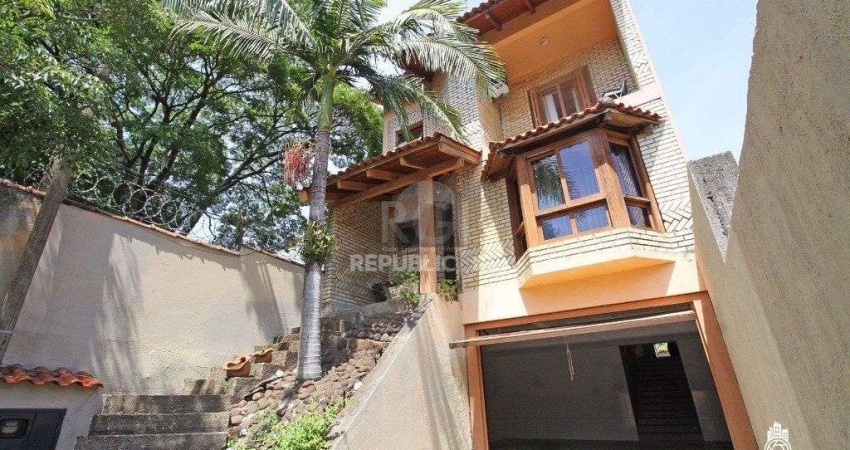 Casa para Venda - 354.24m², 3 dormitórios, sendo 1 suites, 3 vagas - Bom Jesus