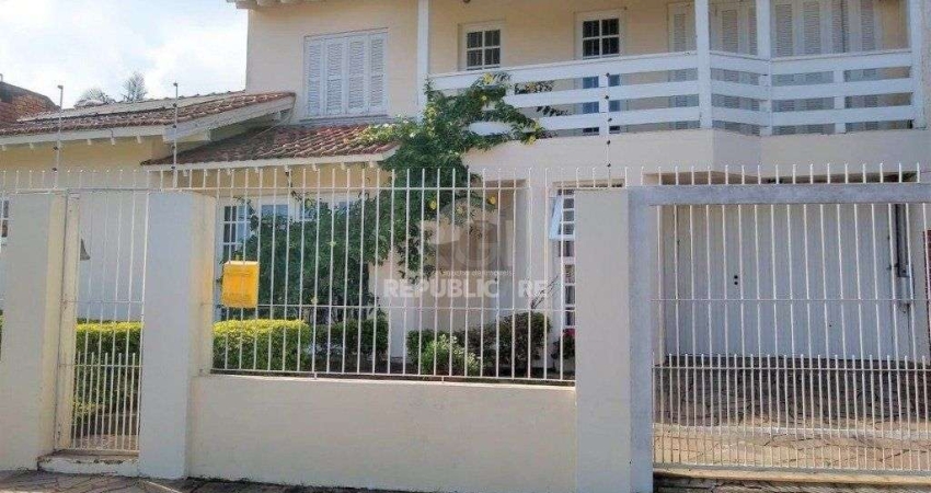Casa para Venda - 264m², 3 dormitórios, sendo 1 suites, 3 vagas - Vila Nova