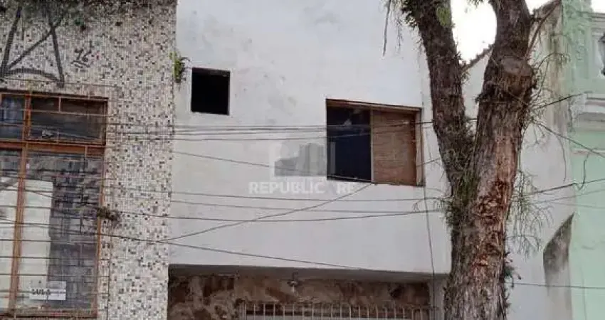 Casa para Venda - 240m², 3 dormitórios, sendo 3 suites, 1 vaga - Centro Históric