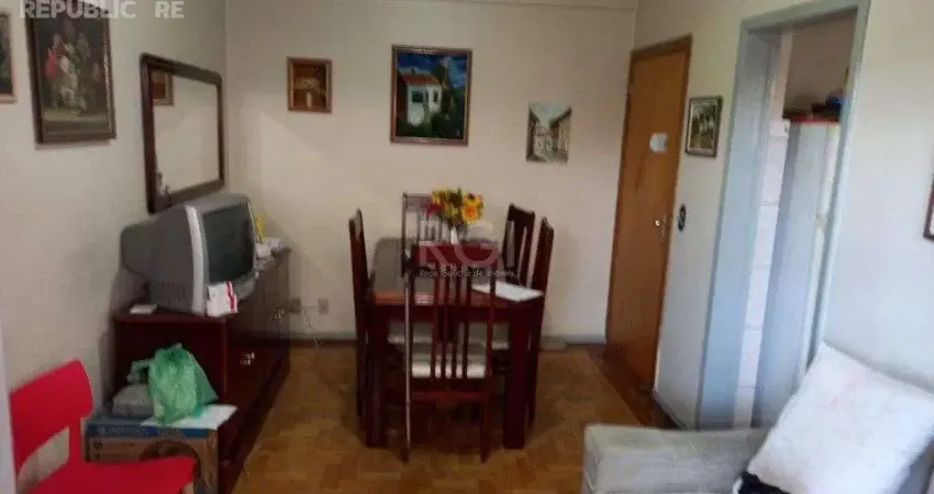 Apartamento à venda no centro histórico com 55 m² e 2 dormitórios/quartos disponíveis