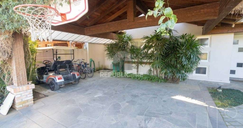 Casa Condominio para Venda - 240.87m², 3 dormitórios, sendo 3 suites, 4 vagas -