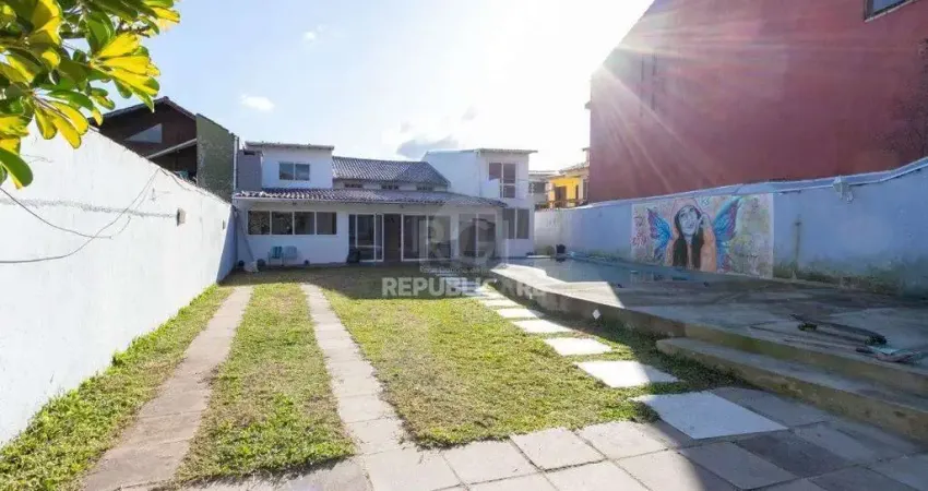 Casa para Venda - 120m², 4 dormitórios, sendo 1 suites, 3 vagas - Serraria