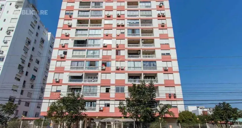 Cobertura à venda com 3 dormitórios no bairro cristal e área de 230 m².