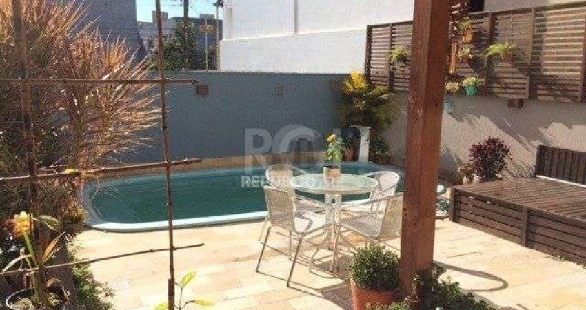 Casa Condominio para Venda - 218.86m², 3 dormitórios, sendo 1 suites, 3 vagas -