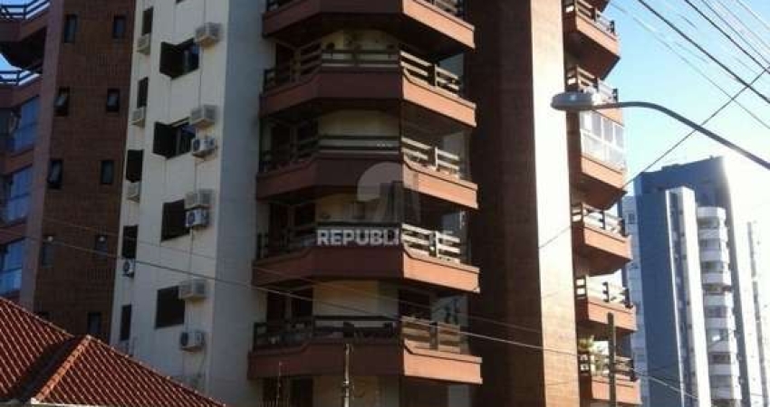 Cobertura para Venda - 257.53m², 4 dormitórios, sendo 1 suites, 3 vagas - Novo H