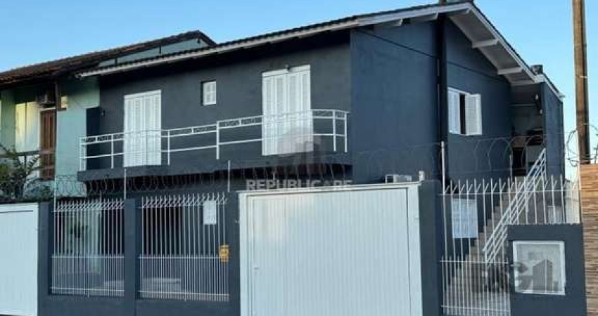 Casa 4 dormitórios à venda Morro Santana Porto Alegre/RS