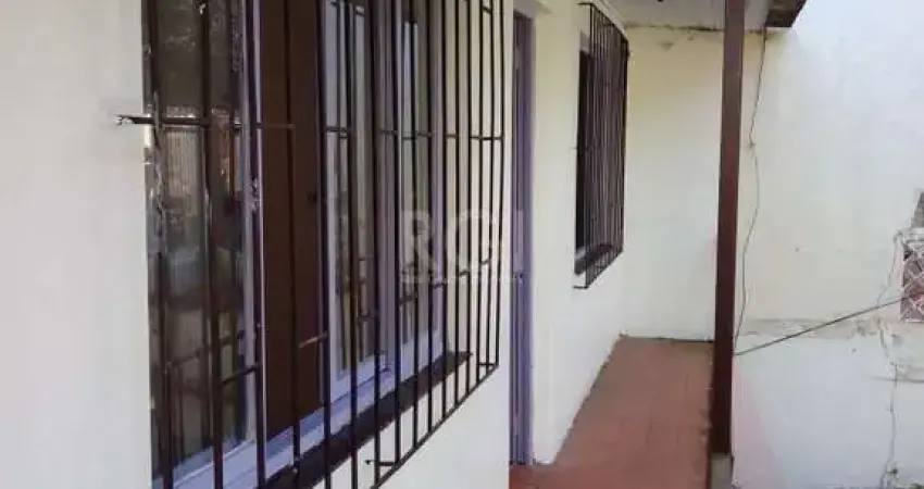 Casa residencial à venda no bairro Tristeza com 3 quartos e 659 m² de área útil.