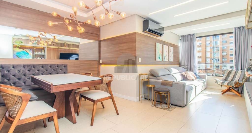 Apartamento com 3 Quartos - 01 suíte, todo reformado e automatizado no Bairro Bo