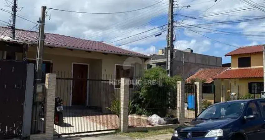 Casa com 2 quartos à venda na Rua Elmo Born, 9, Hípica, Porto Alegre
