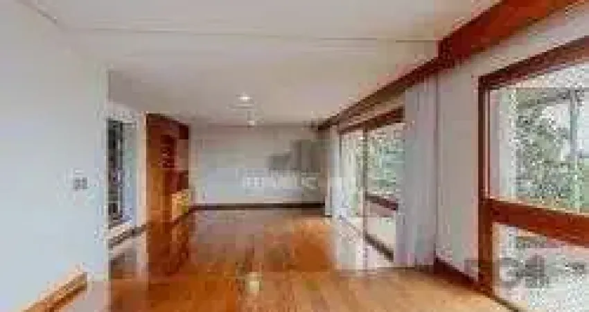 Vende-se amplo apartamento 3 quartos 2 vagas 4 banheiros - 200m² - Auxiliadora