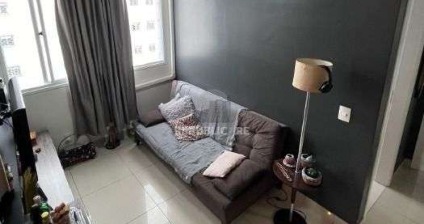 Apartamento em Porto Alegre, no bairro Cristal, com 2 dormitório(s), e 2 banheir