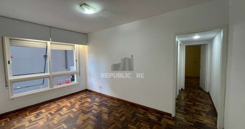 Apartamento 2 dormitórios para alugar Farroupilha Porto Alegre/RS