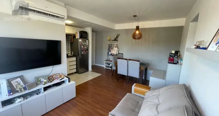Apartamento à venda no bairro partenon com 57 m² e 2 dormitórios/quartos disponíveis