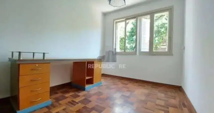 Apartamento com 2 quartos  à venda em Praia de Belas, Porto Alegre.