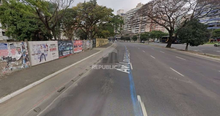 Terreno na Av Loureiro da Silva com 542m², Cidade Baixa, POA