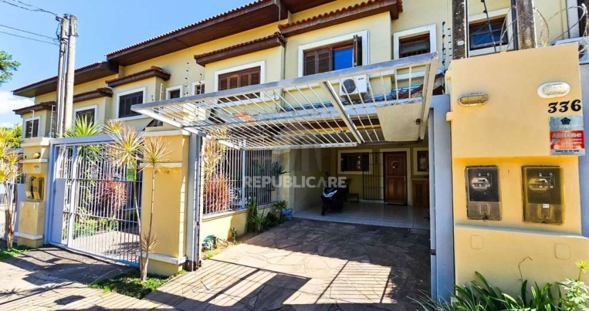 Casa 3 dormitórios à venda Tristeza Porto Alegre/RS