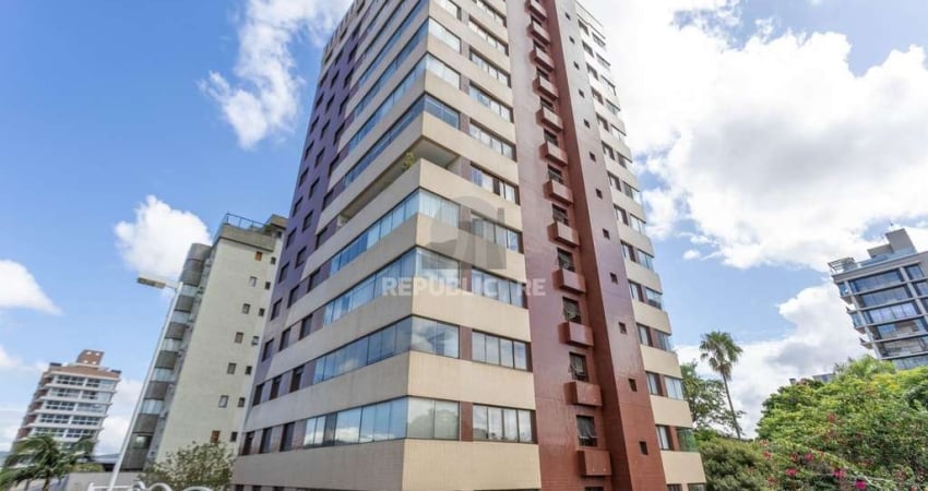 Apartamento 3 quartos 2 vagas de garagem bairro Petrópolis em Porto Alegre