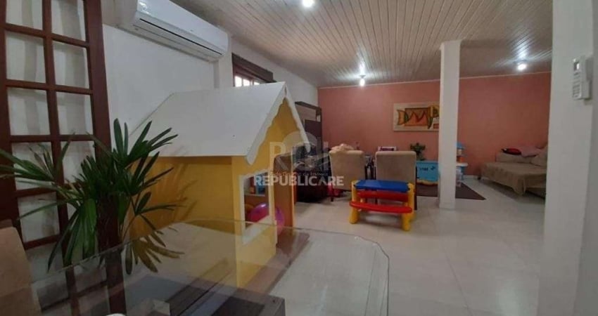Casa 3 dormitórios à venda Ipanema Porto Alegre/RS