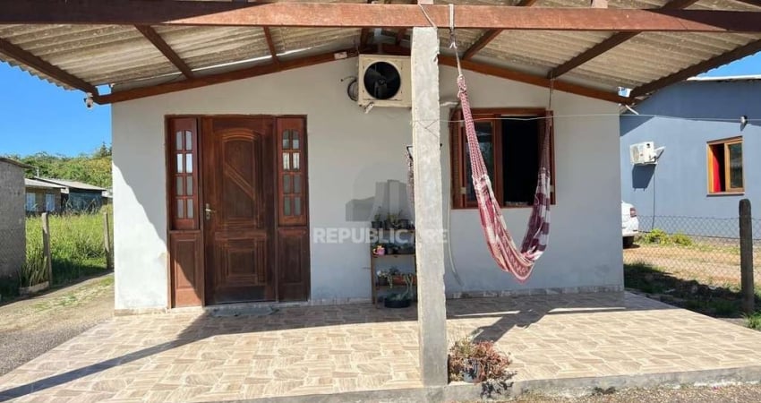 Casa 3 dormitórios à venda Lami Porto Alegre/RS