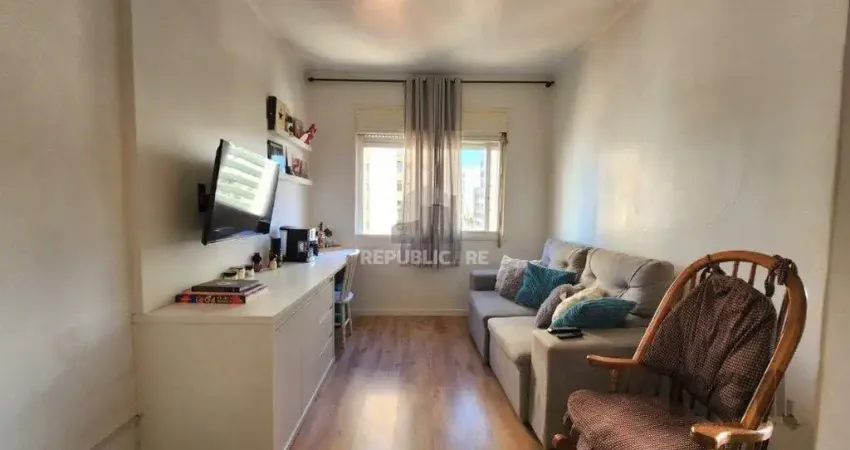 Apartamento para comprar com  68m²  no Centro Histórico