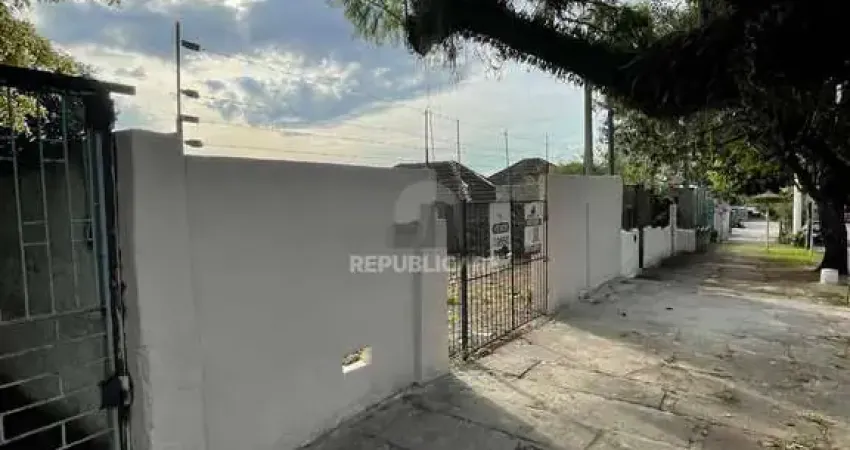 Terreno à venda na Rua Padre Antônio Vieira, 239, Santo Antônio, Porto Alegre