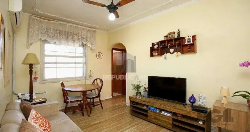 Apartamento de 02 dormitórios no Bairro Moinhos de Vento