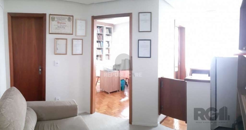 Excelente sala comercial no Centro/Indepêndencia com area privativa de 31m²
