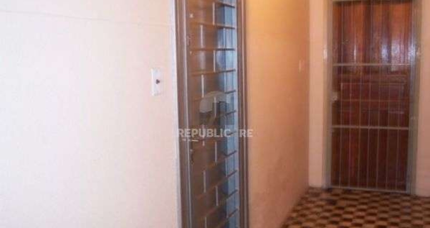 Apartamento para Venda - 28.9m², 1 dormitório, Floresta