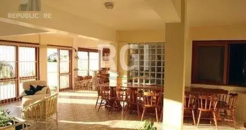 Casa residencial à venda no bairro teresópolis com 485 m² e 3 dormitórios/quartos.