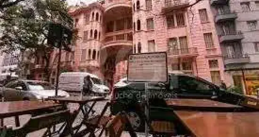 Apartamento à venda no centro histórico com 86 m² e 3 dormitórios/quartos disponíveis