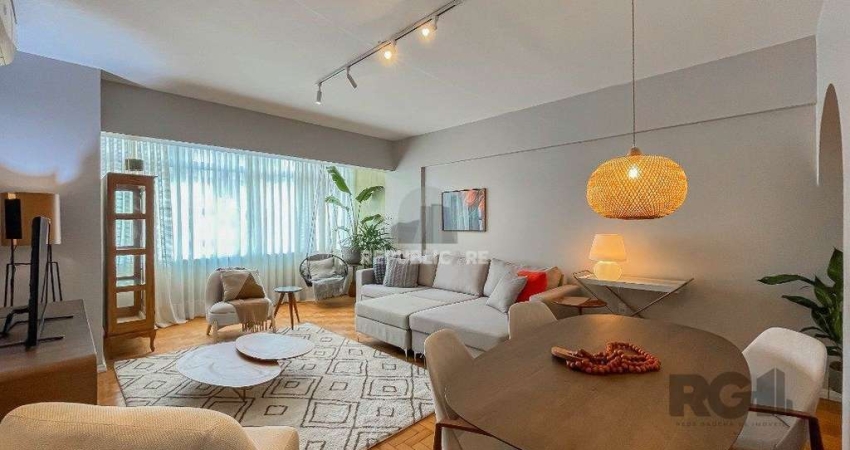 Apartamento para comprar ,  dois dormitórios, 1 vaga de garagem no Centro Histór