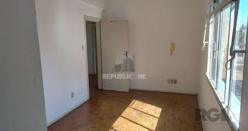 Apartamento 1 dormitórios à venda Floresta Porto Alegre/RS