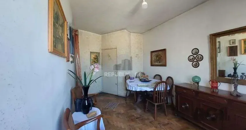 Apartamento 2 dormitórios à venda Floresta Porto Alegre/RS