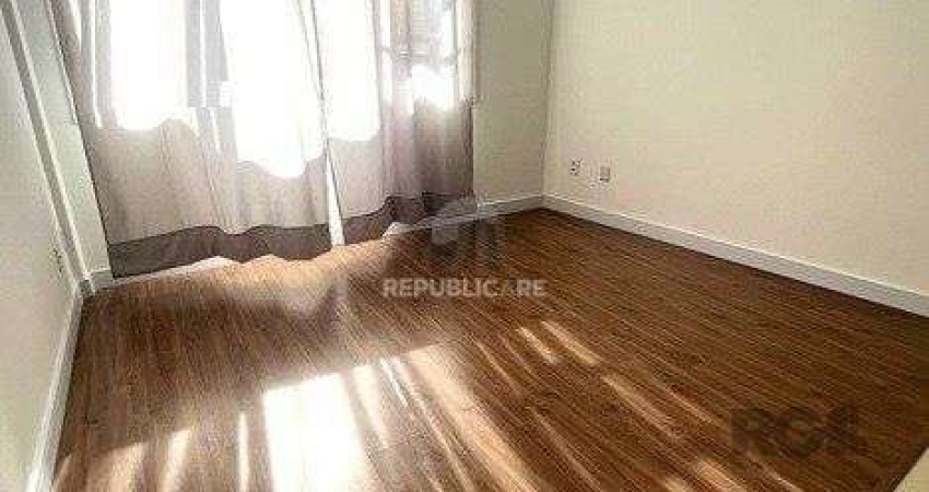 Apartamento JK no Centro desocupado